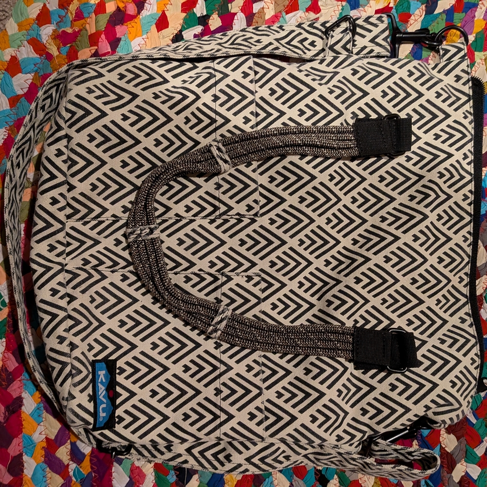 Kavu Black and White Geometric Bag